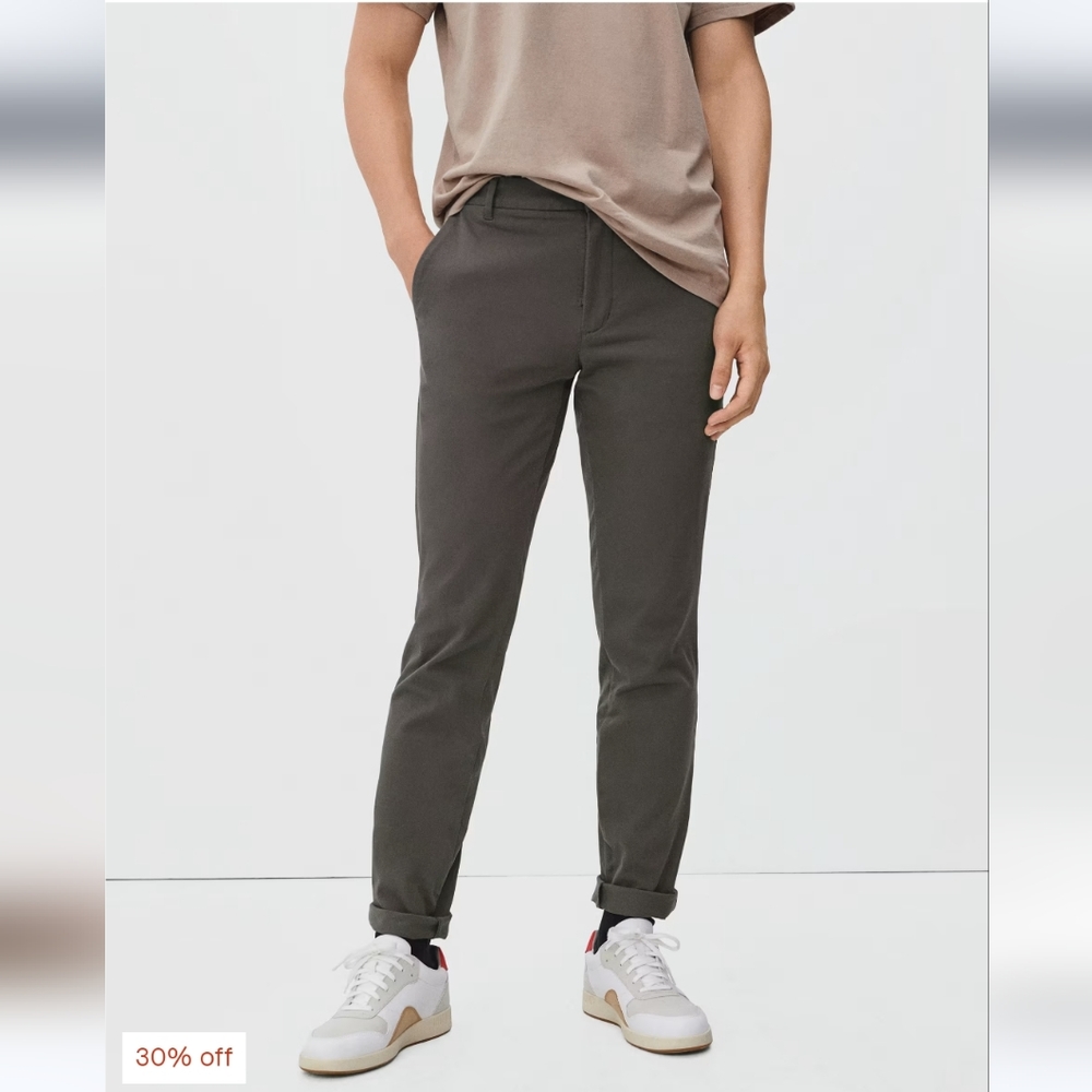 Everlane Men's Chinos in Dark Gray